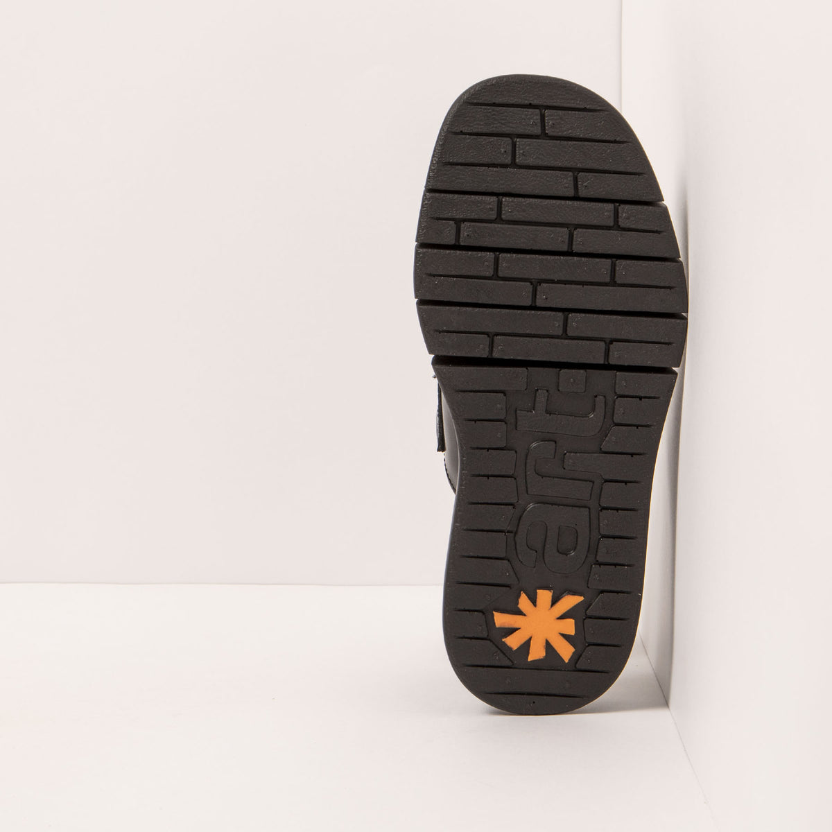 gid://shopify/Product/16172072960332_3