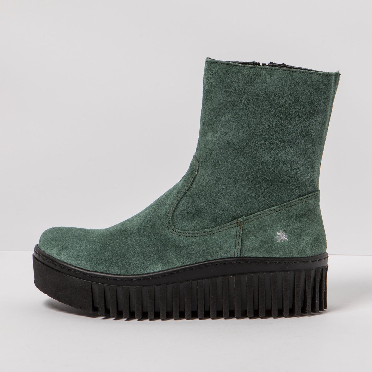 gid://shopify/Product/15785723724108_1