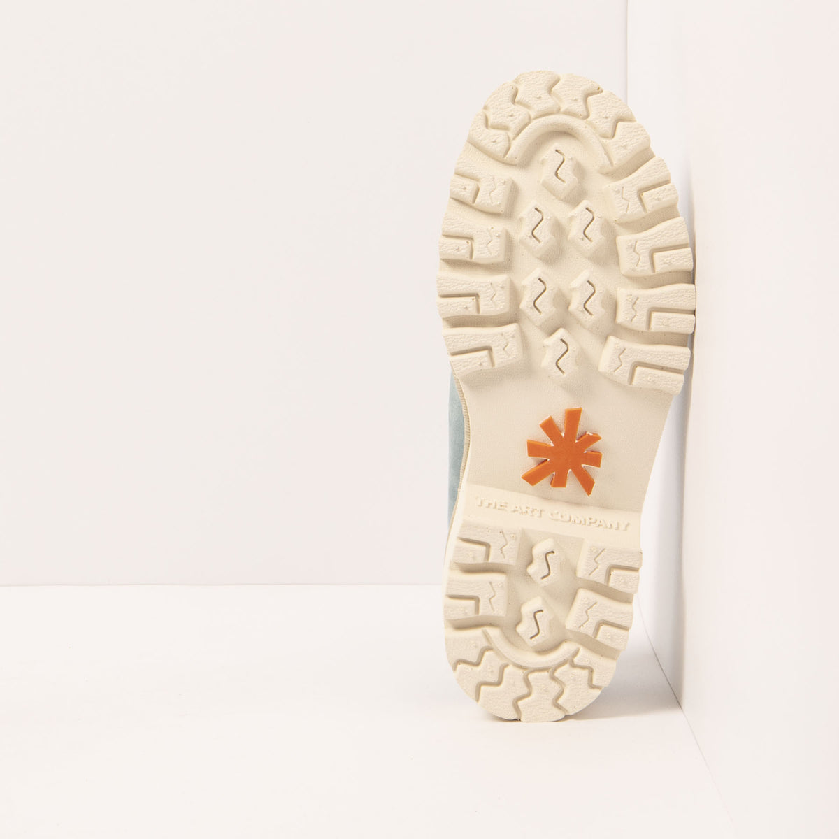gid://shopify/Product/16171991171404_3