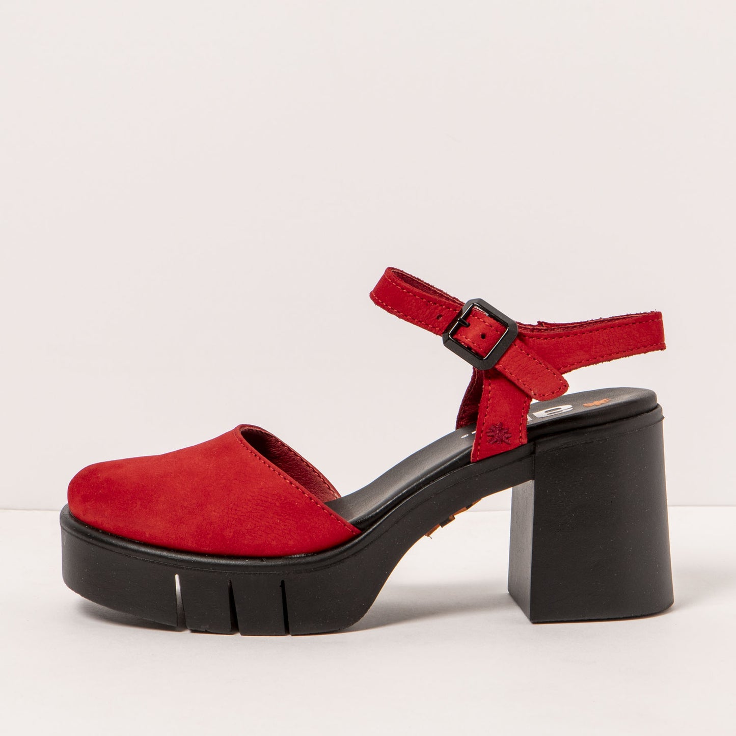 gid://shopify/Product/15693576798540_1