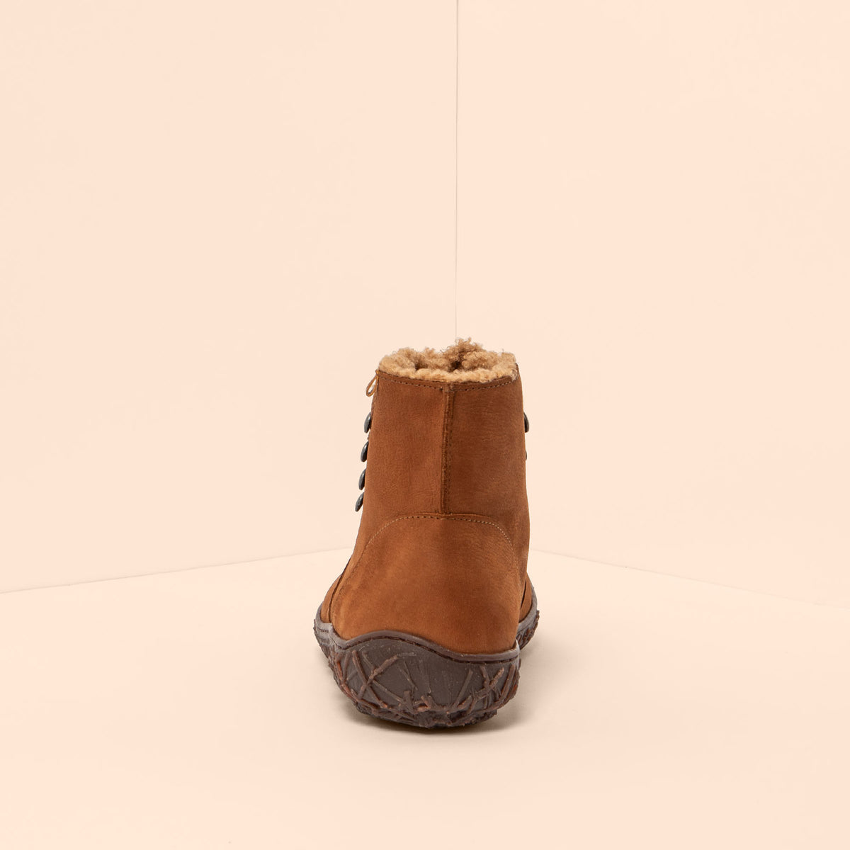 gid://shopify/Product/16124462039372_5