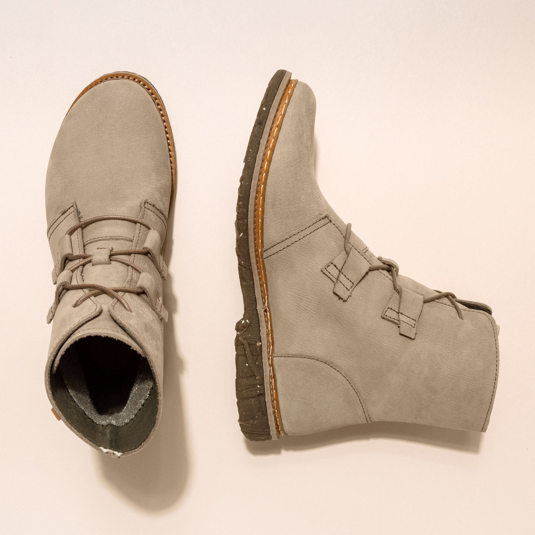 gid://shopify/Product/15699987693900_4