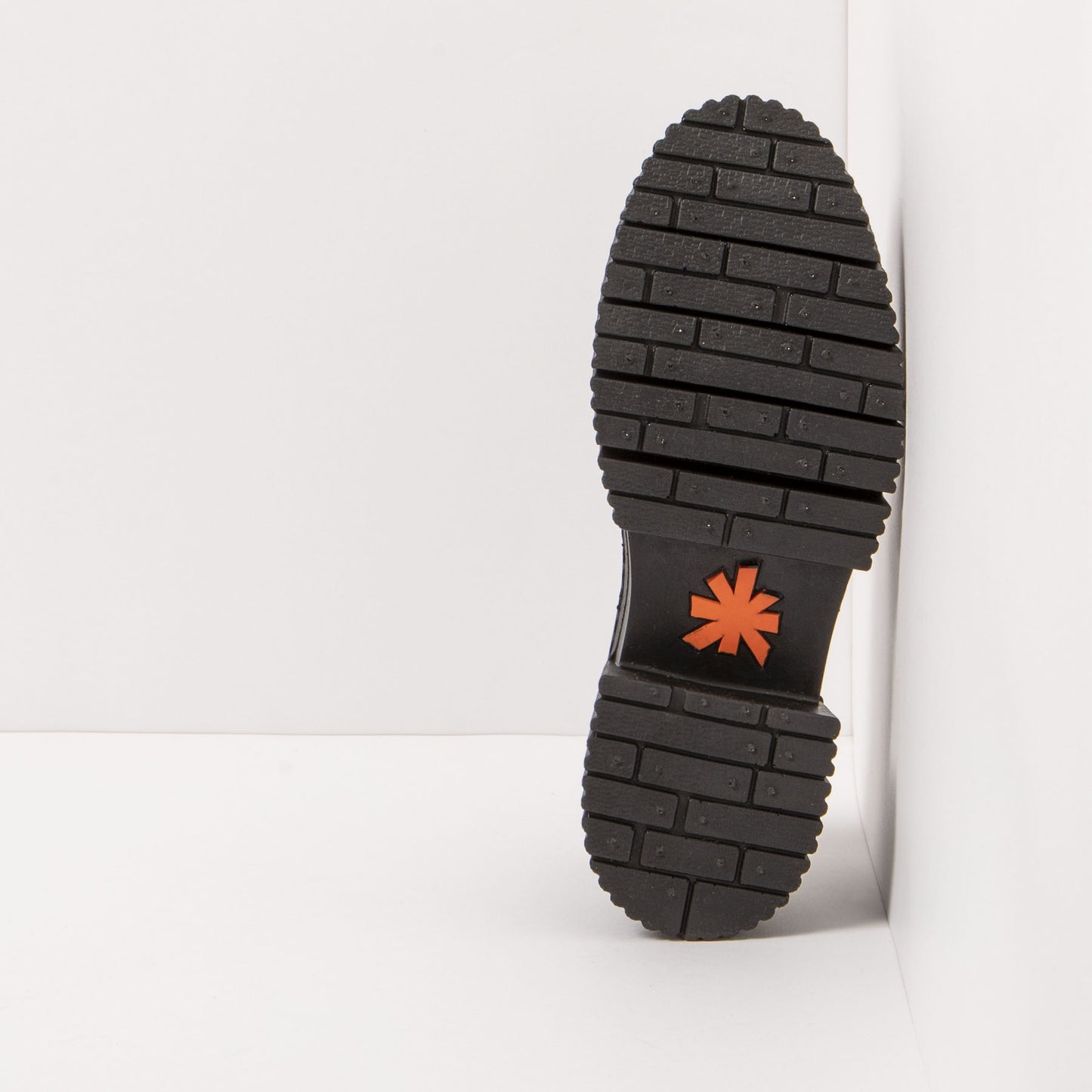 gid://shopify/Product/15785701998924_6