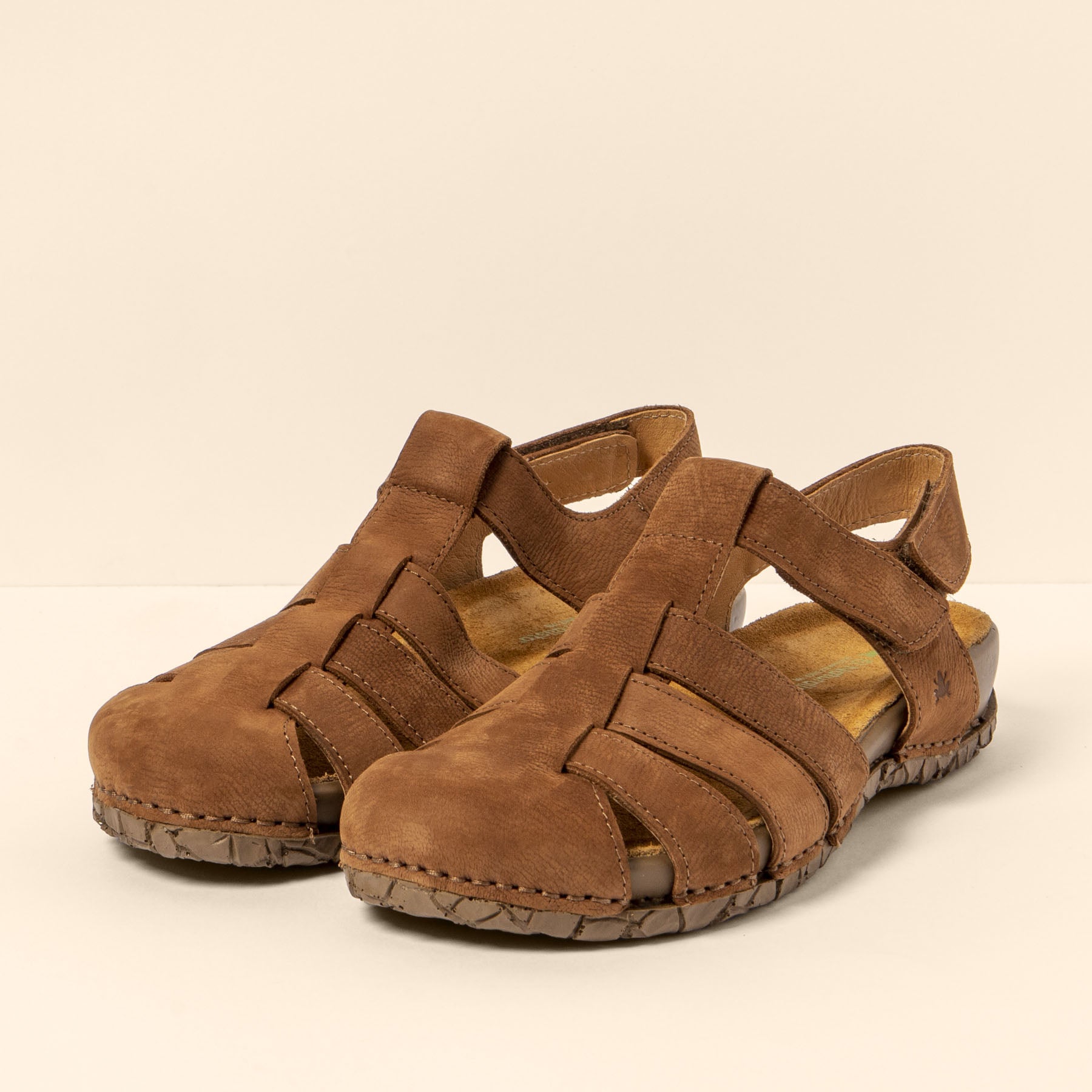 gid://shopify/Product/15700130496844_5