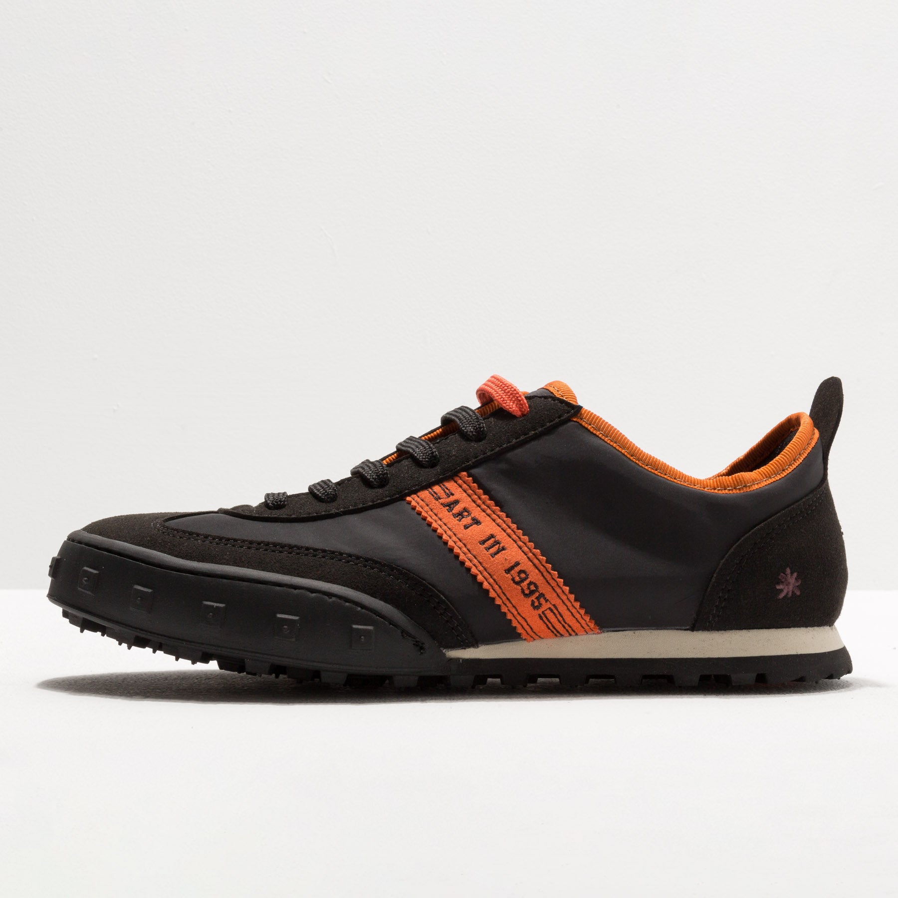 gid://shopify/Product/15785676964172_4