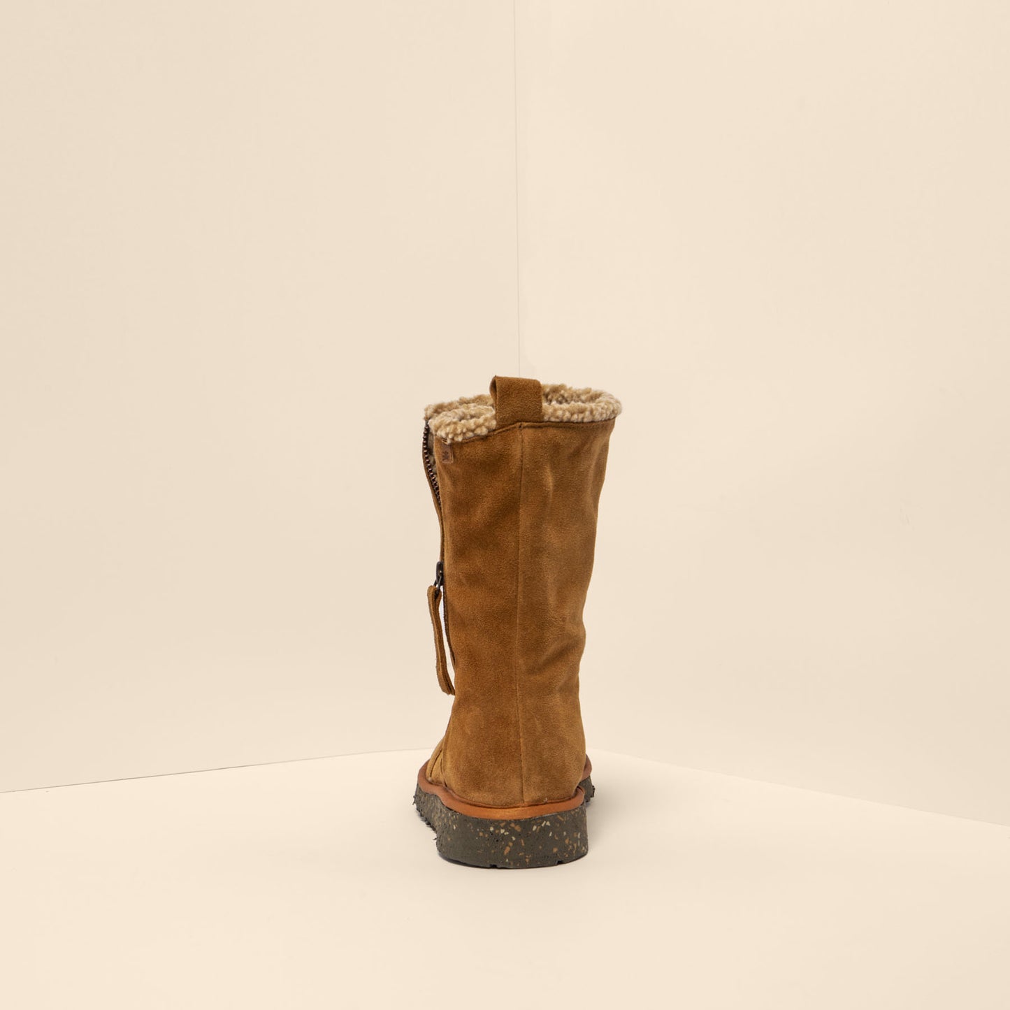 gid://shopify/Product/15700028326220_5