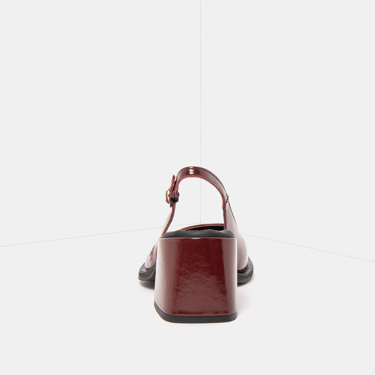 gid://shopify/Product/16173061341516_5