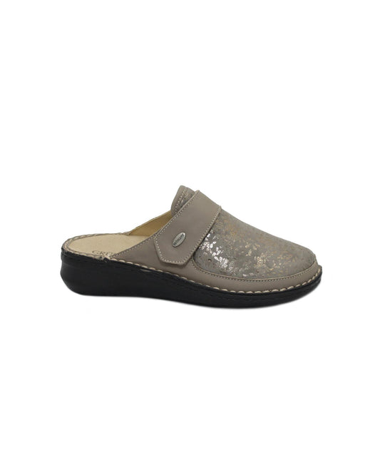 gid://shopify/Product/15737795313996_1