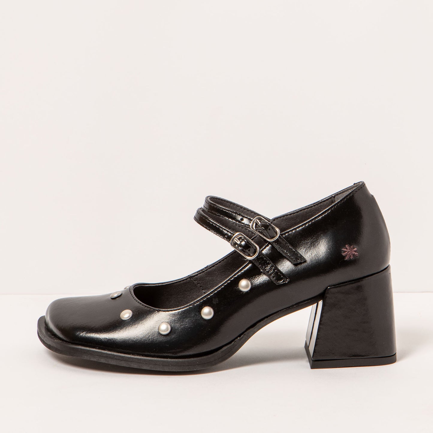 gid://shopify/Product/15694169702732_2