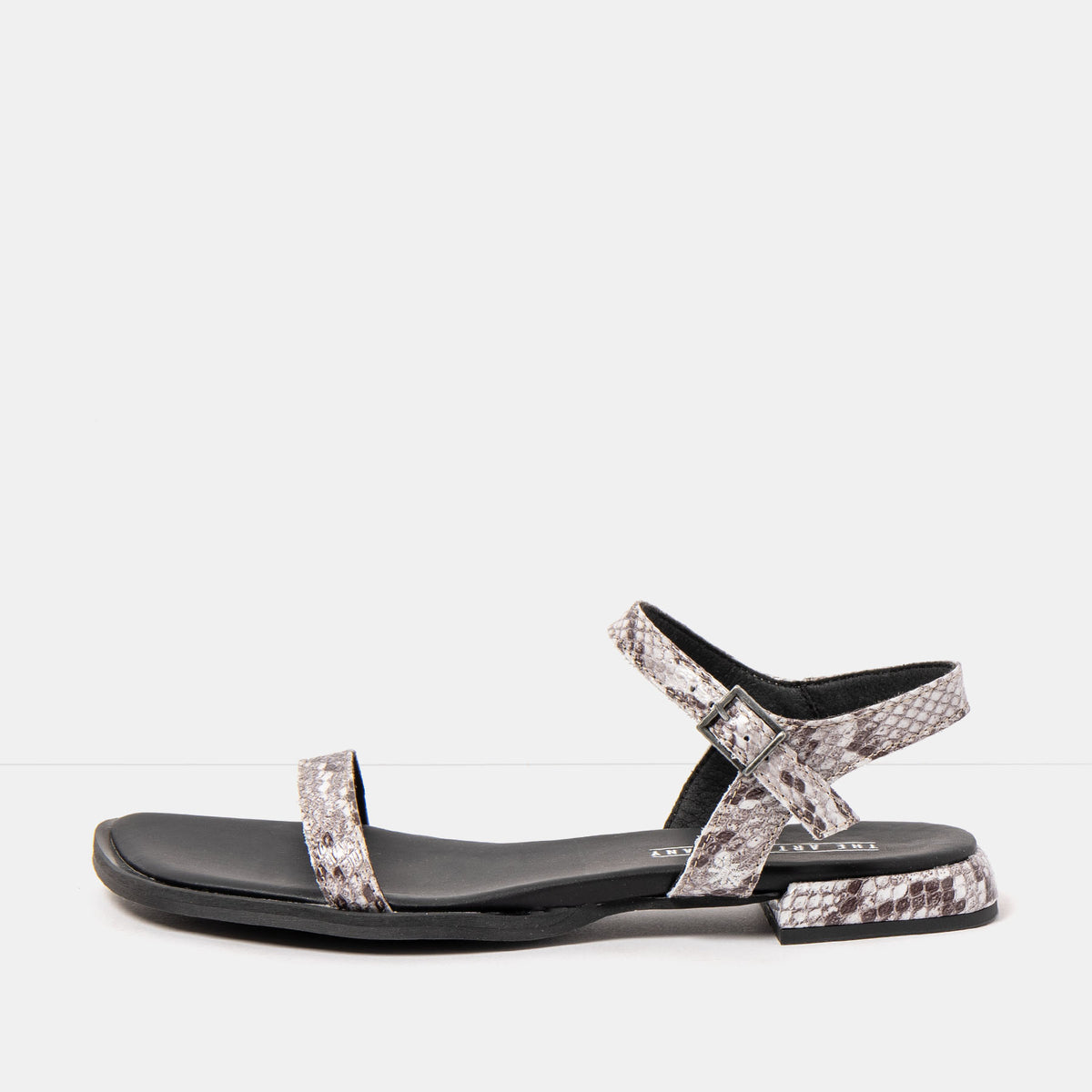 gid://shopify/Product/16173037060428_1