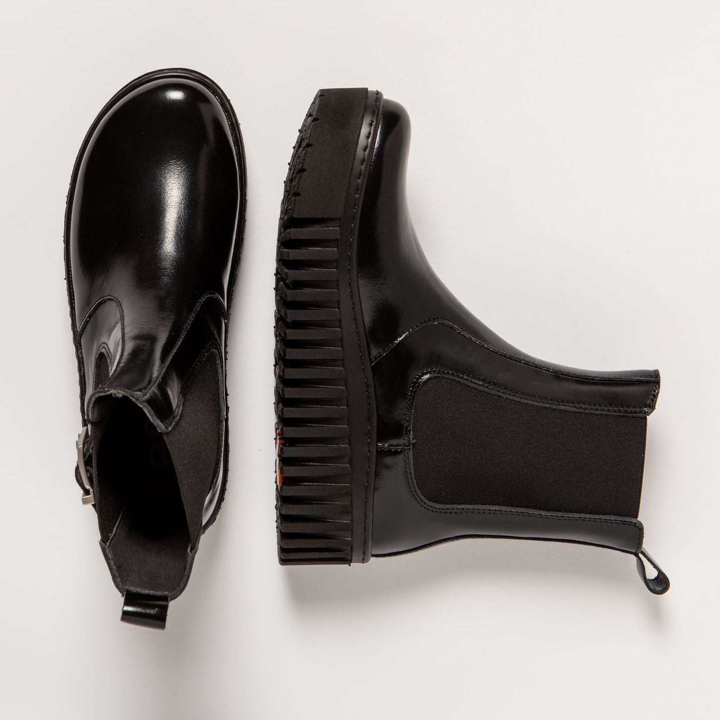 gid://shopify/Product/15694010909004_4