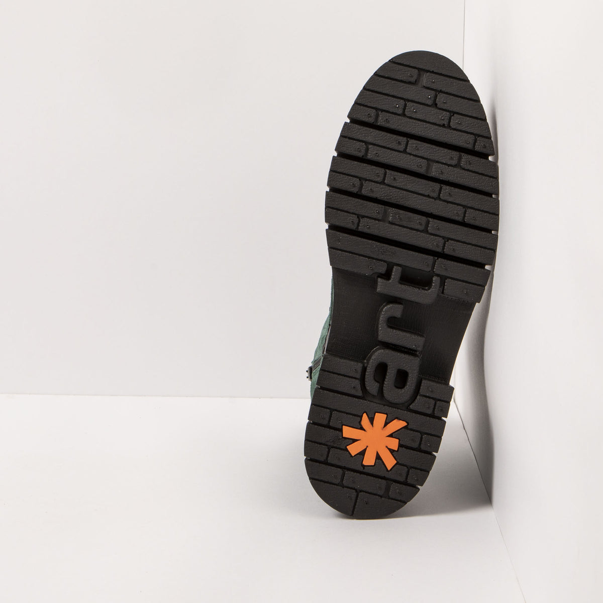 gid://shopify/Product/16171623579980_3