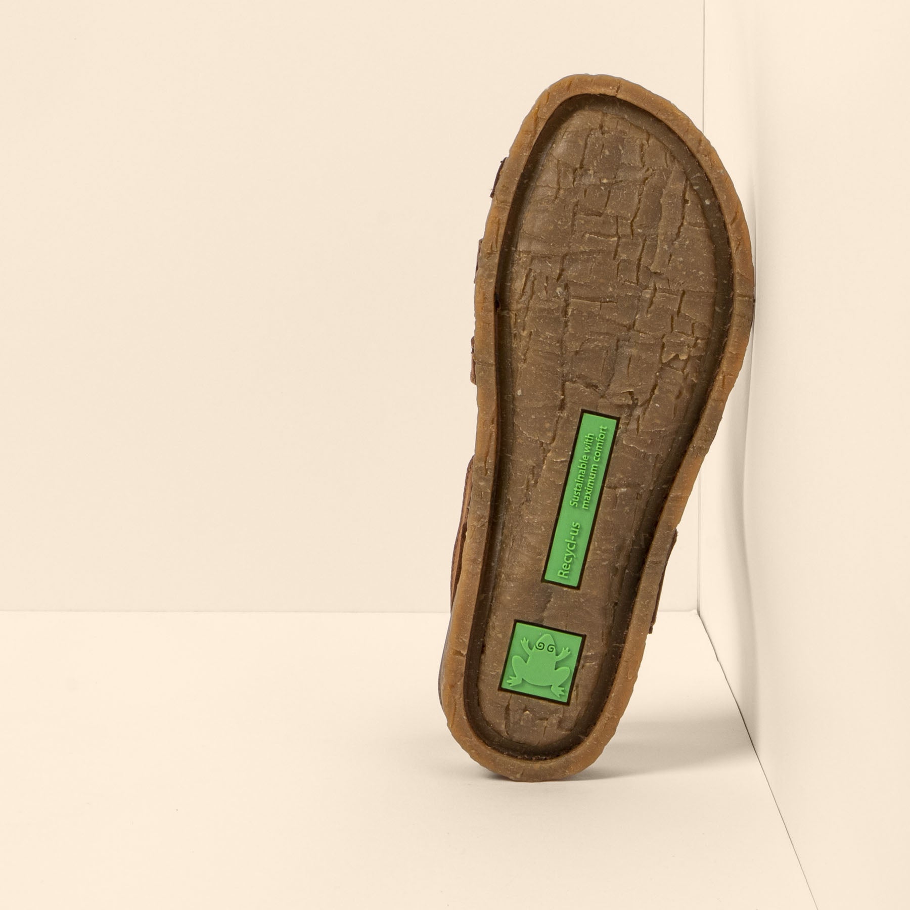 gid://shopify/Product/15791571272012_6