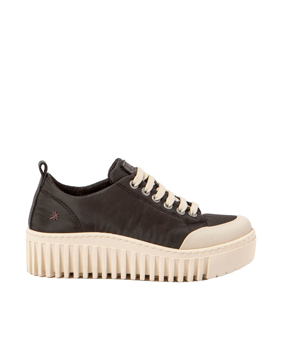 gid://shopify/Product/15785725329740_1