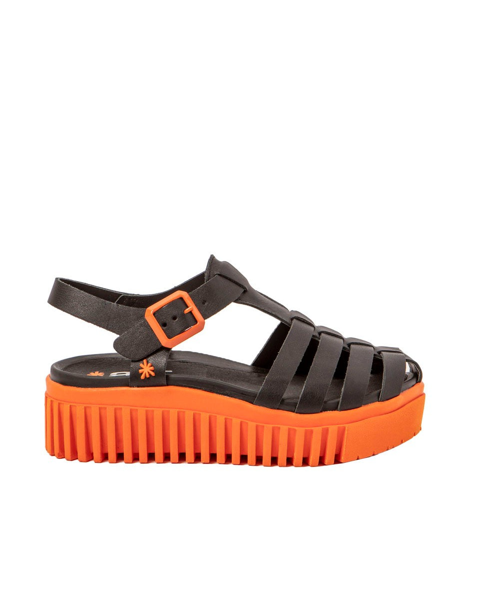 gid://shopify/Product/16171325849932_1