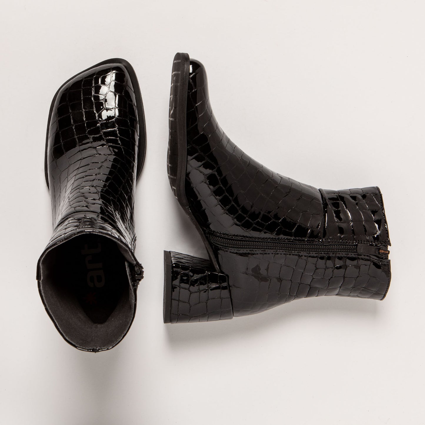 gid://shopify/Product/15694181630284_4