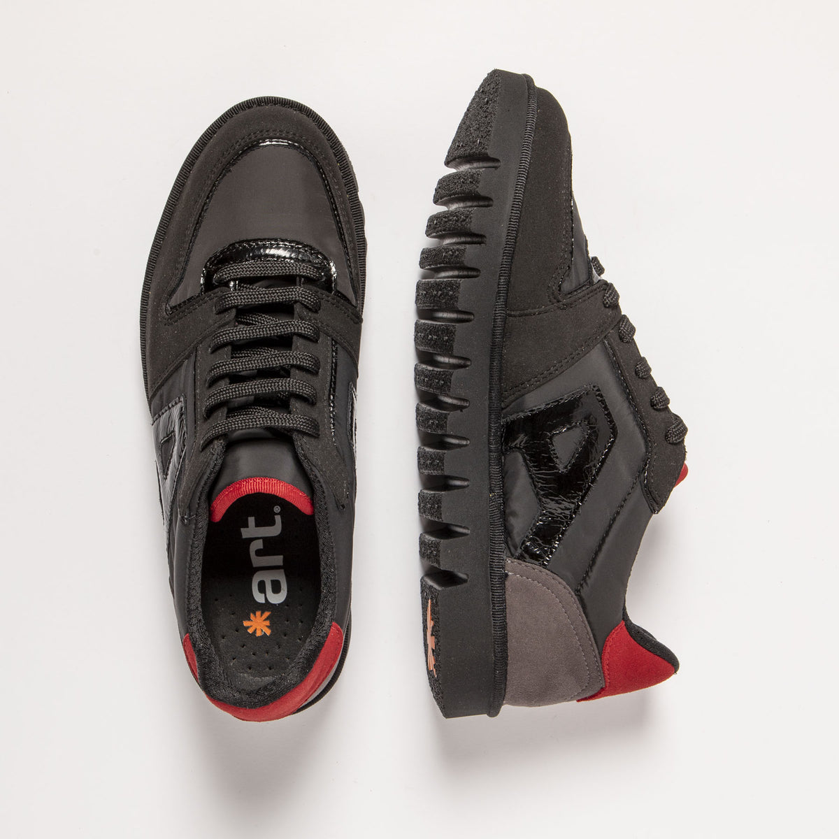 gid://shopify/Product/16171372314956_7