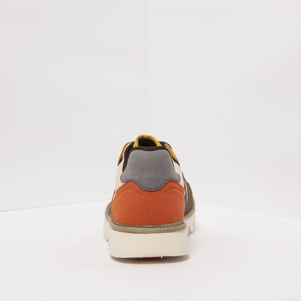 gid://shopify/Product/16171378147660_8