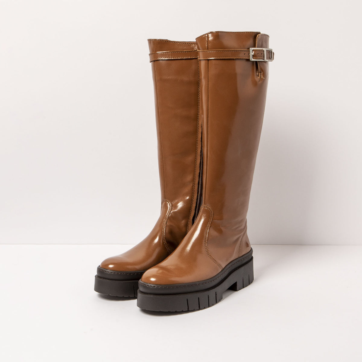 gid://shopify/Product/16171724439884_5