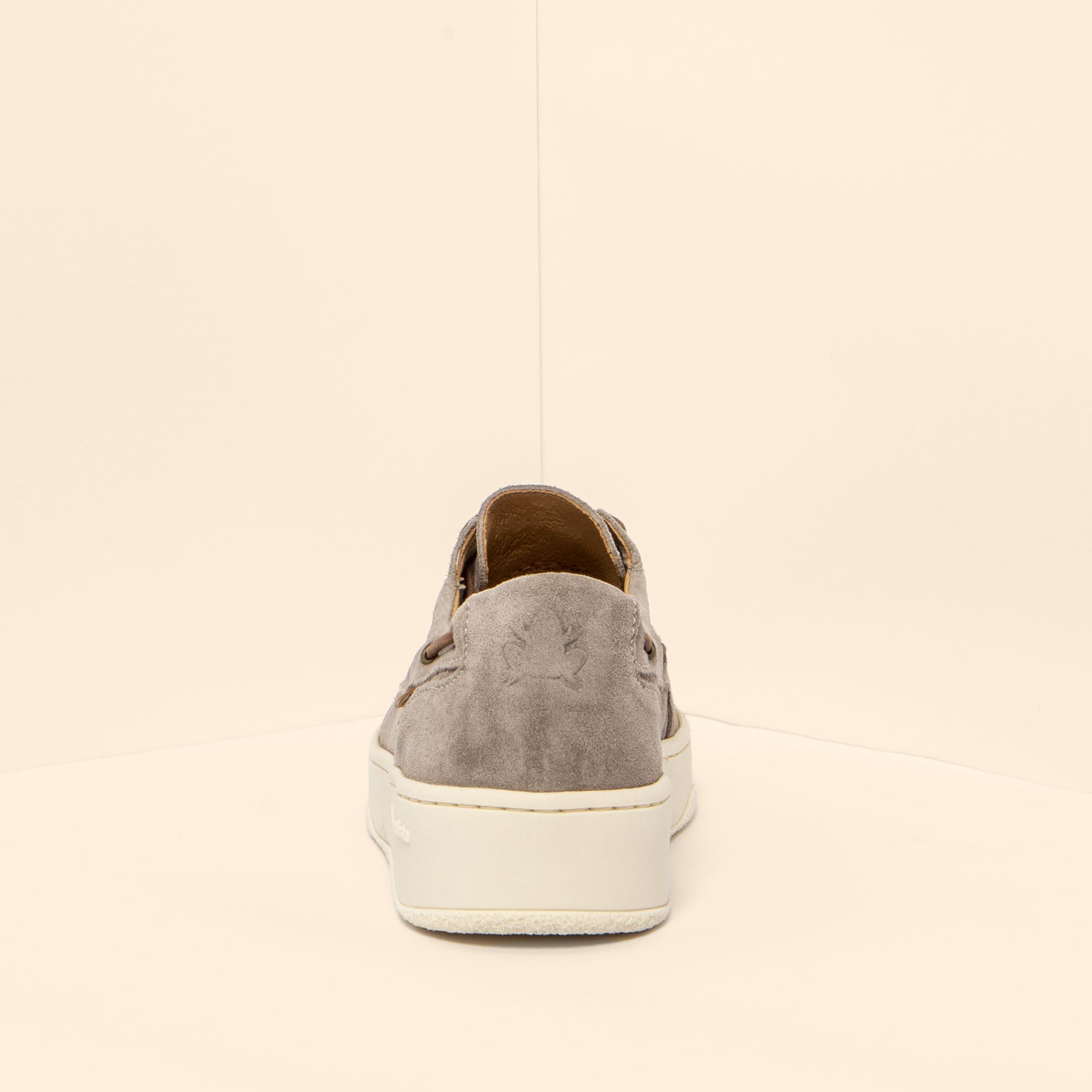gid://shopify/Product/15700110180684_5