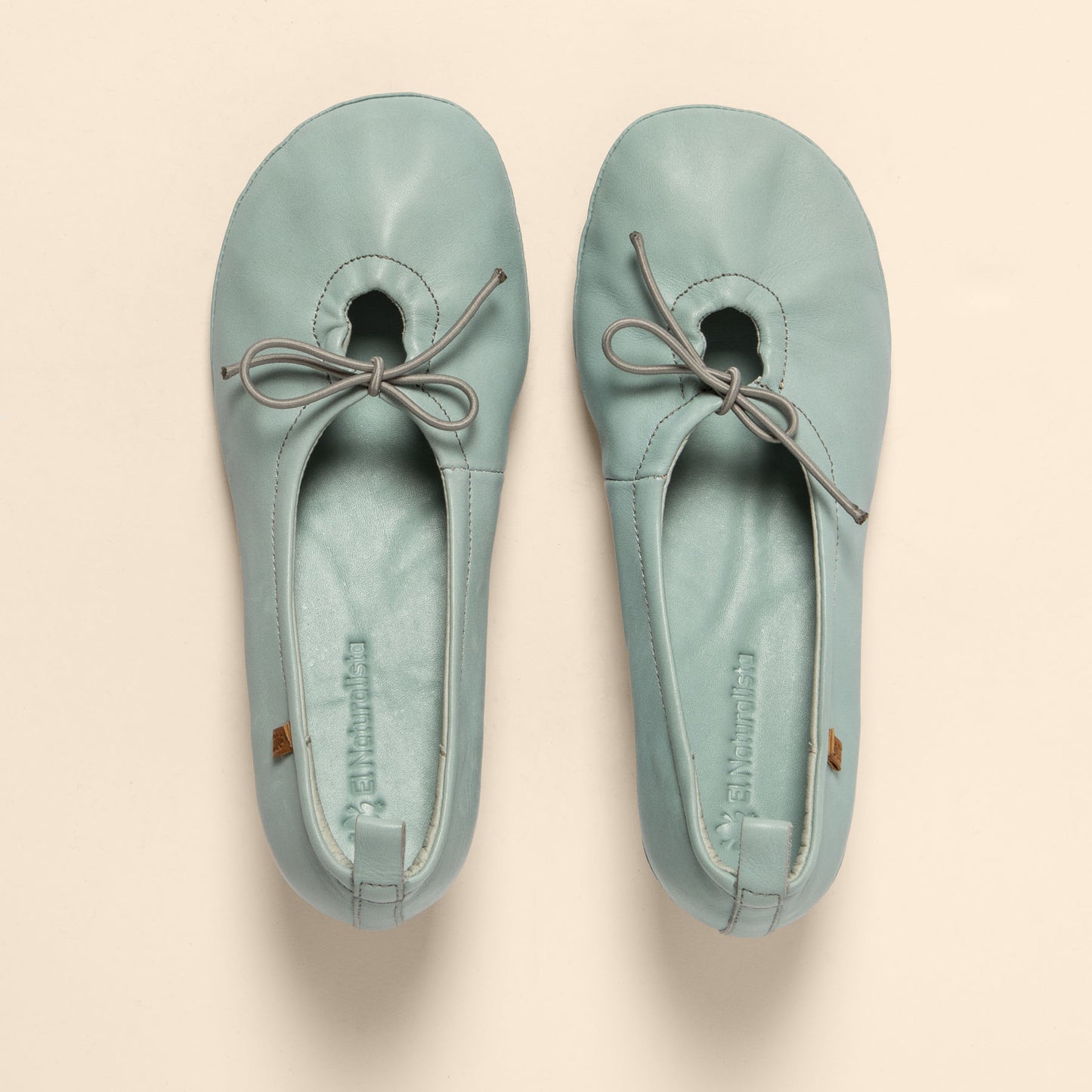 gid://shopify/Product/15700712161612_7