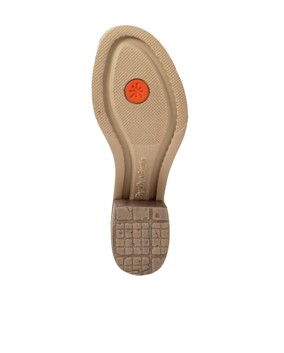 gid://shopify/Product/16171557224780_3