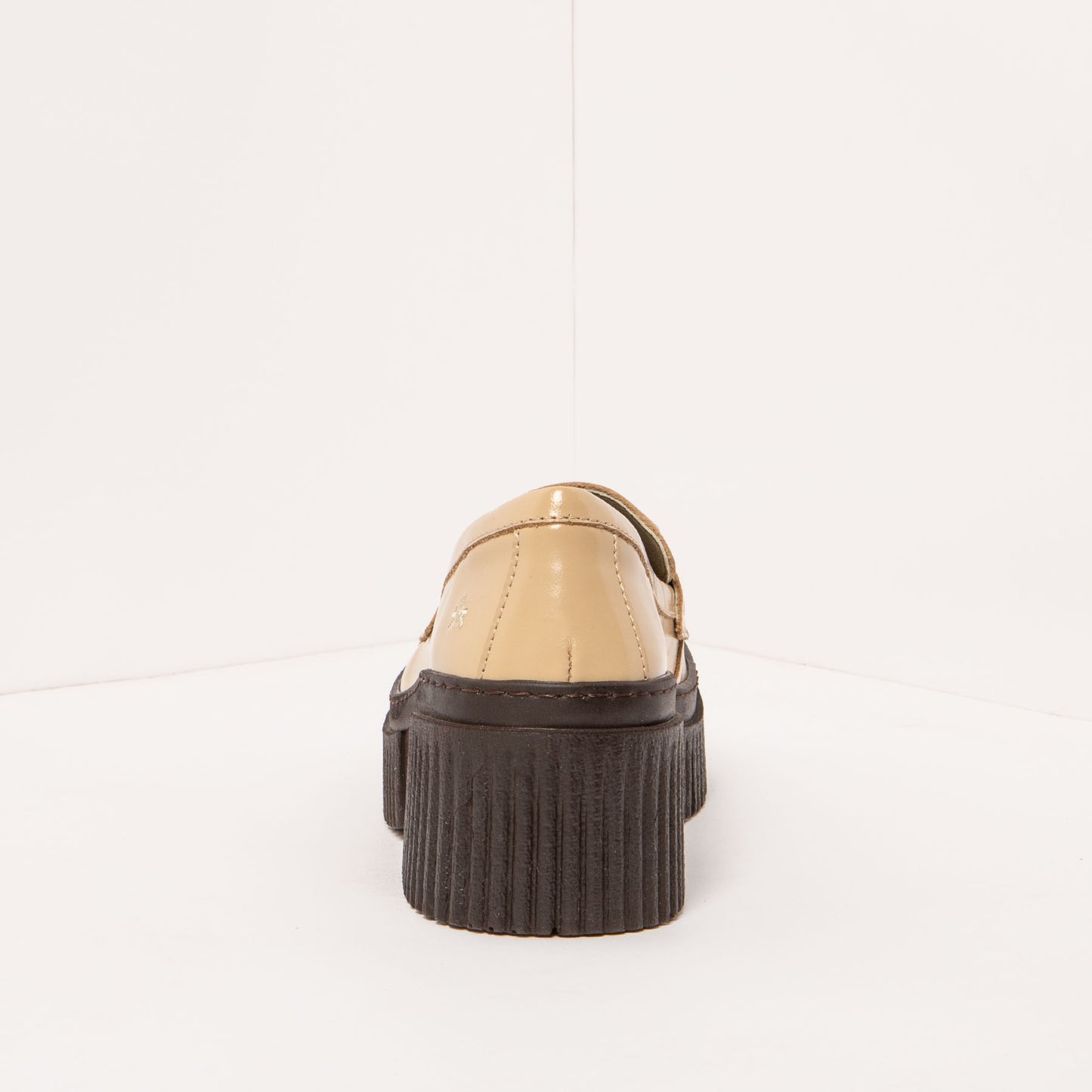 gid://shopify/Product/15693865124172_5