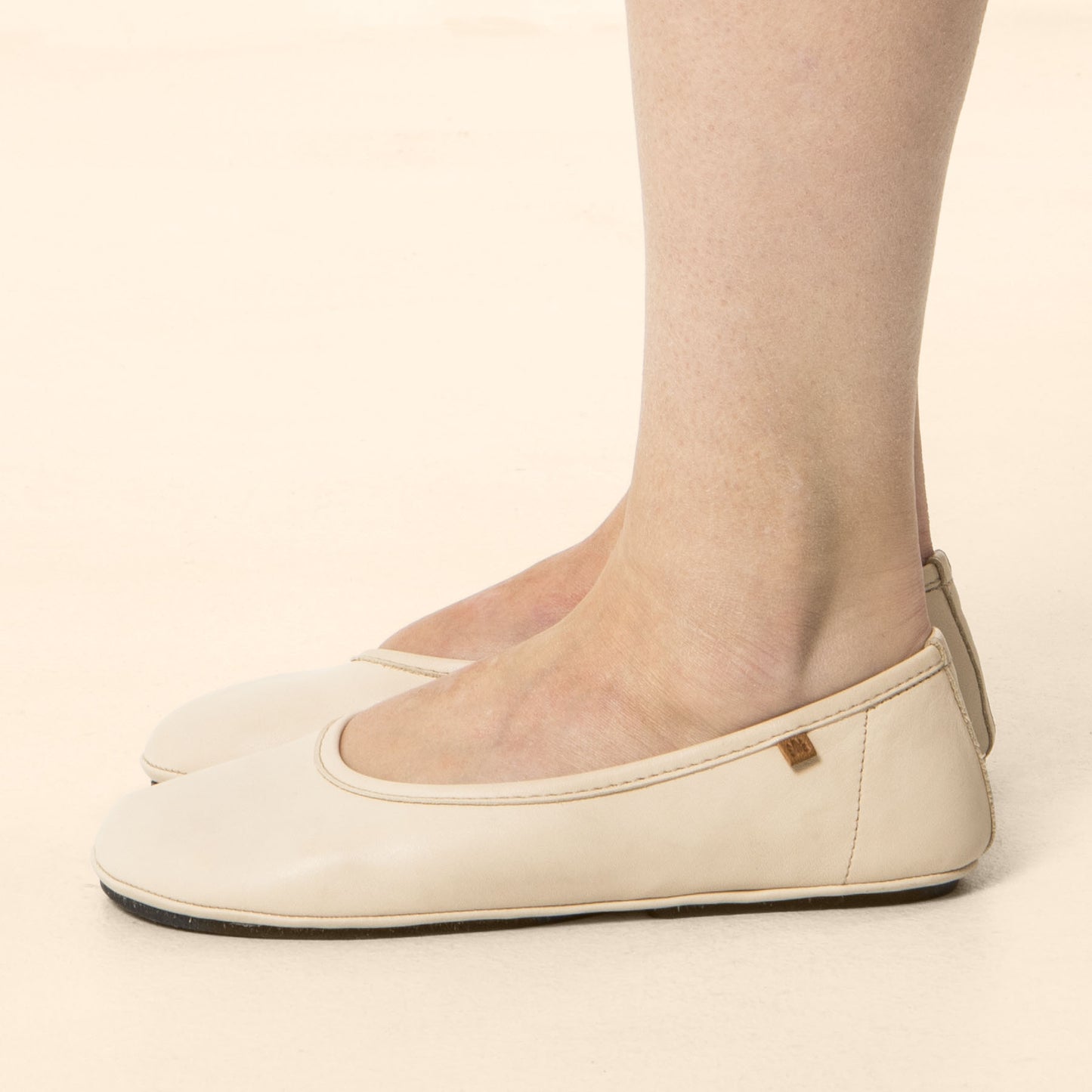 gid://shopify/Product/15791886172492_1