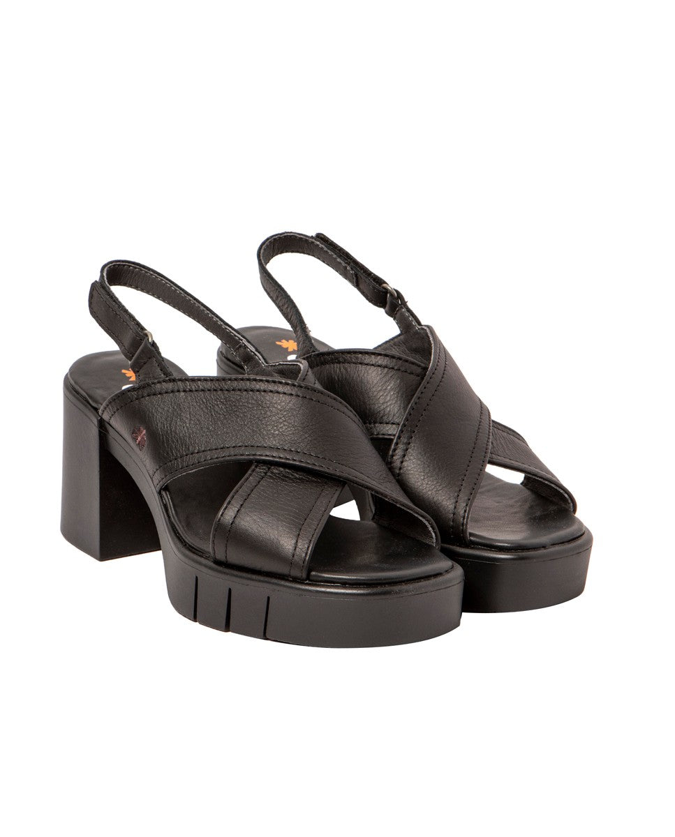 gid://shopify/Product/16171879235916_2