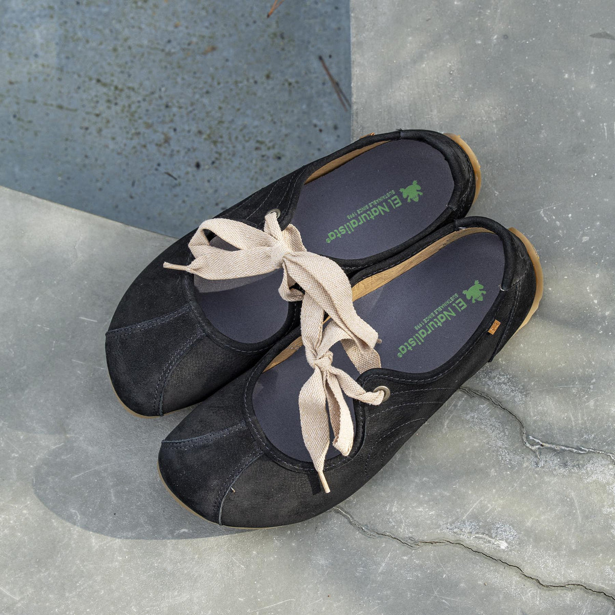 gid://shopify/Product/16124825534796_7