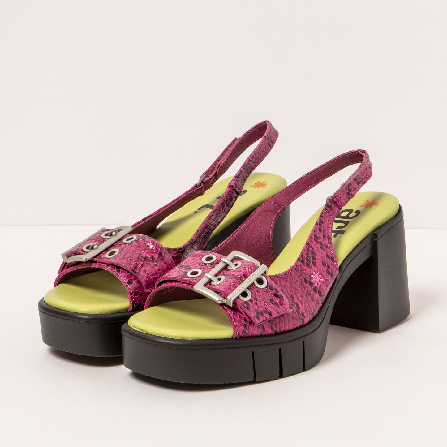 gid://shopify/Product/15693606519116_2