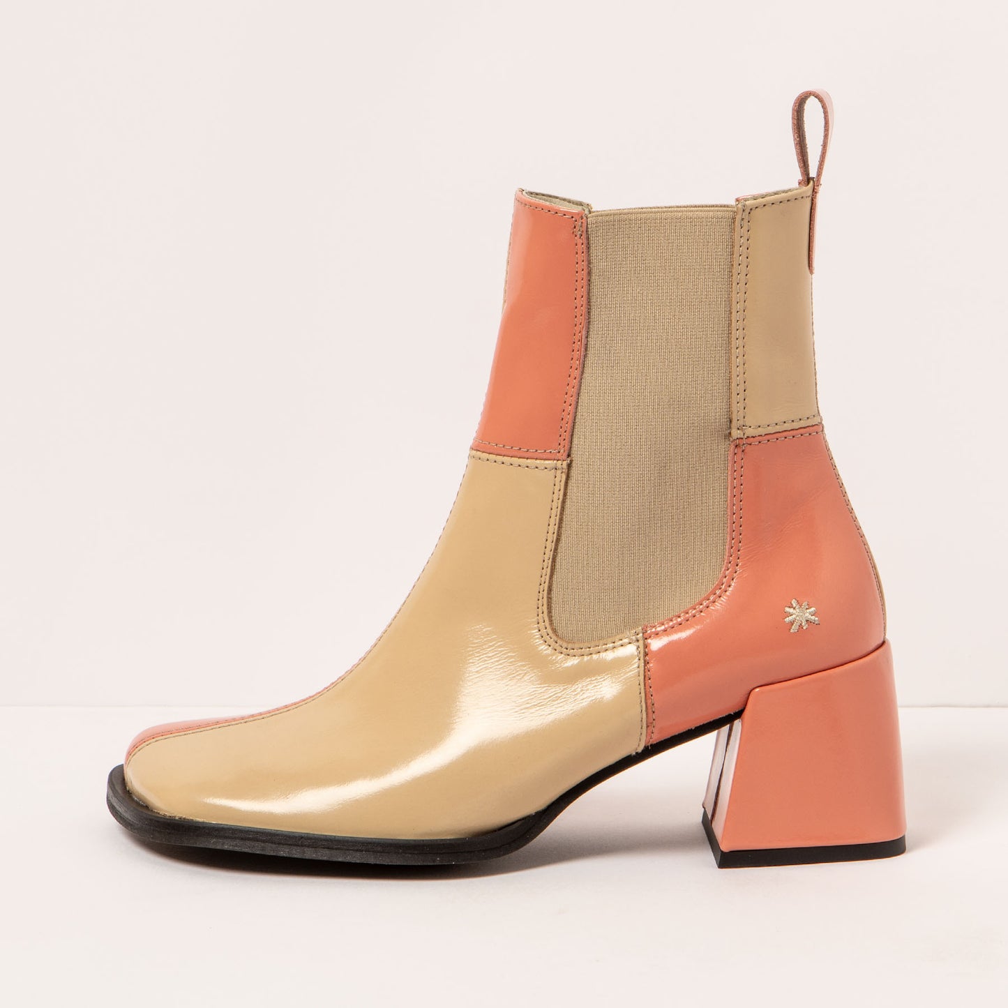 gid://shopify/Product/15694194868556_1