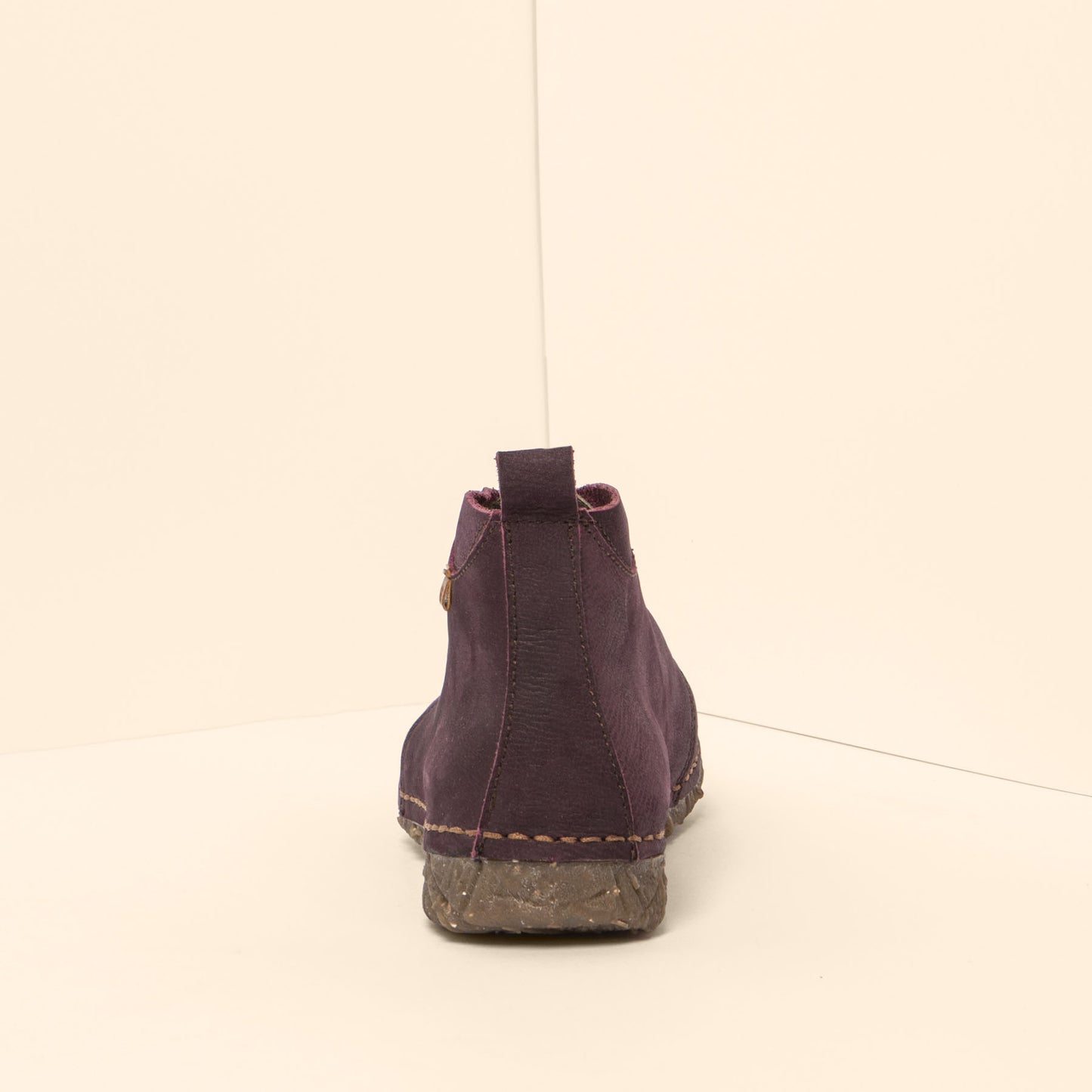 gid://shopify/Product/15700280049996_8