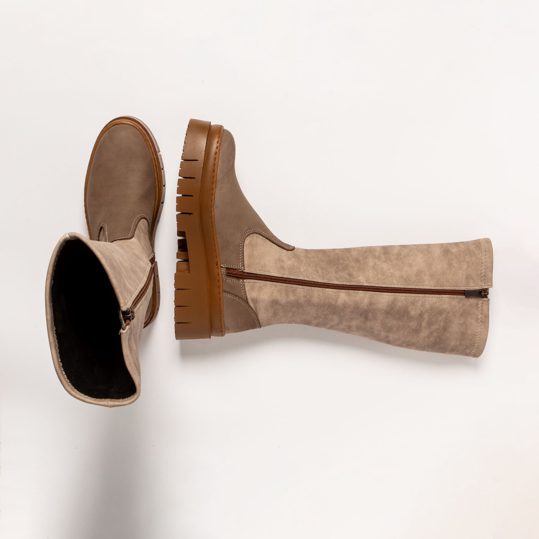 gid://shopify/Product/15694346158412_4