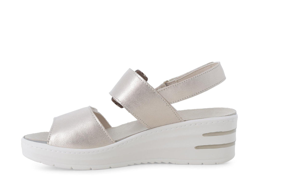 gid://shopify/Product/15761195958604_4
