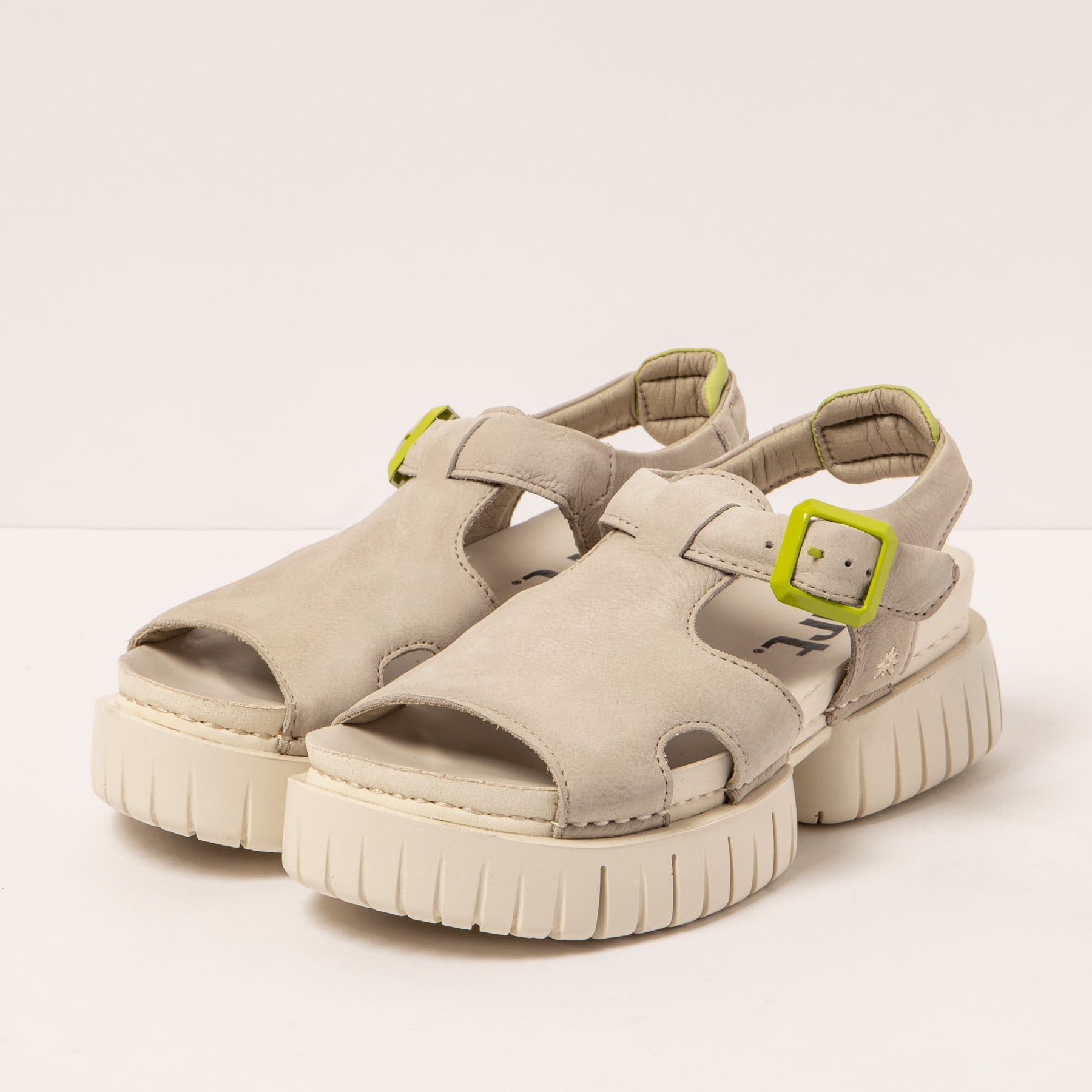 gid://shopify/Product/15693330809164_2