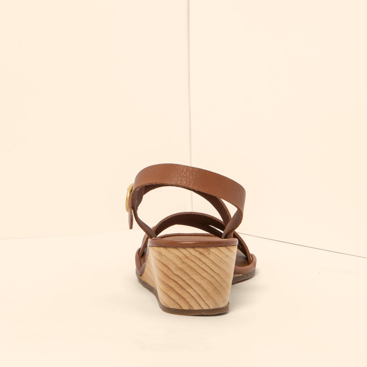 gid://shopify/Product/15700717404492_8