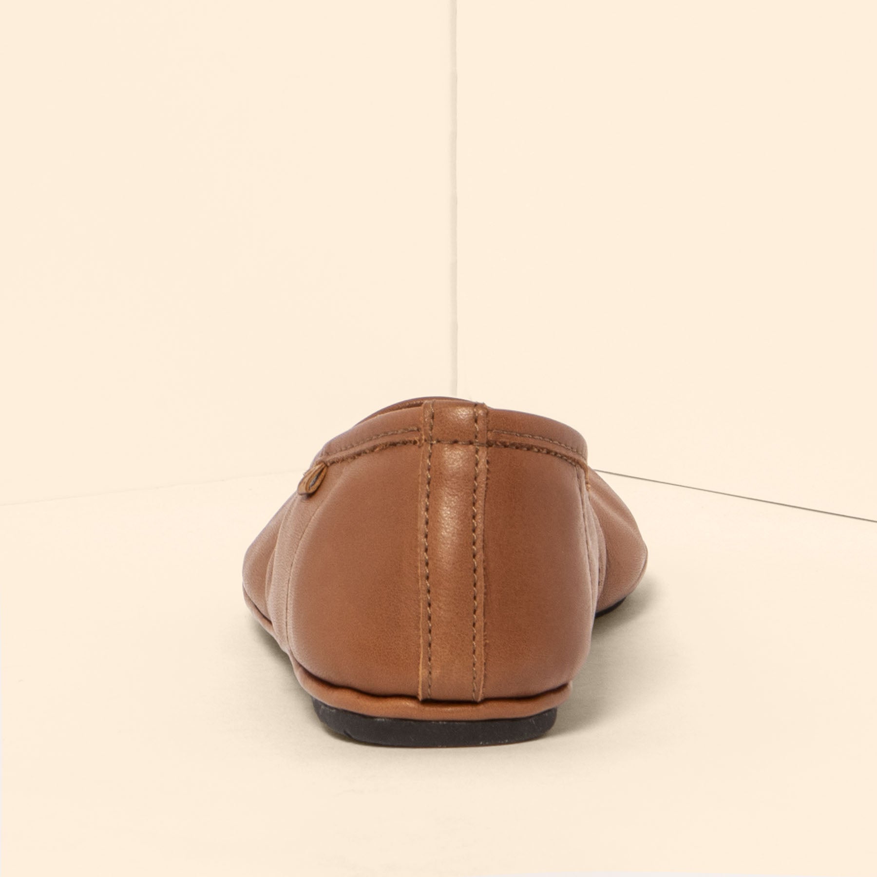 gid://shopify/Product/15700538851660_5
