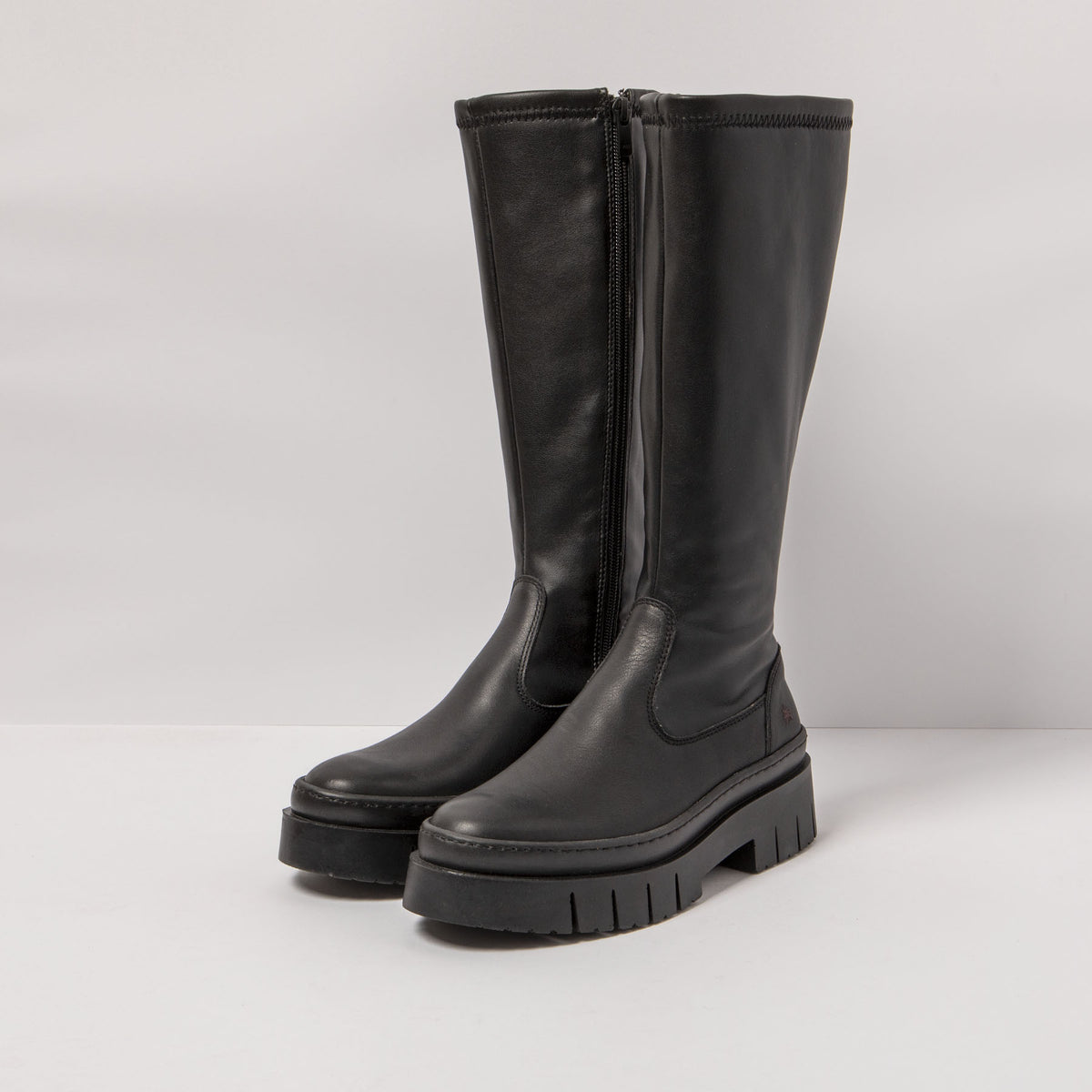 gid://shopify/Product/16171690852684_5
