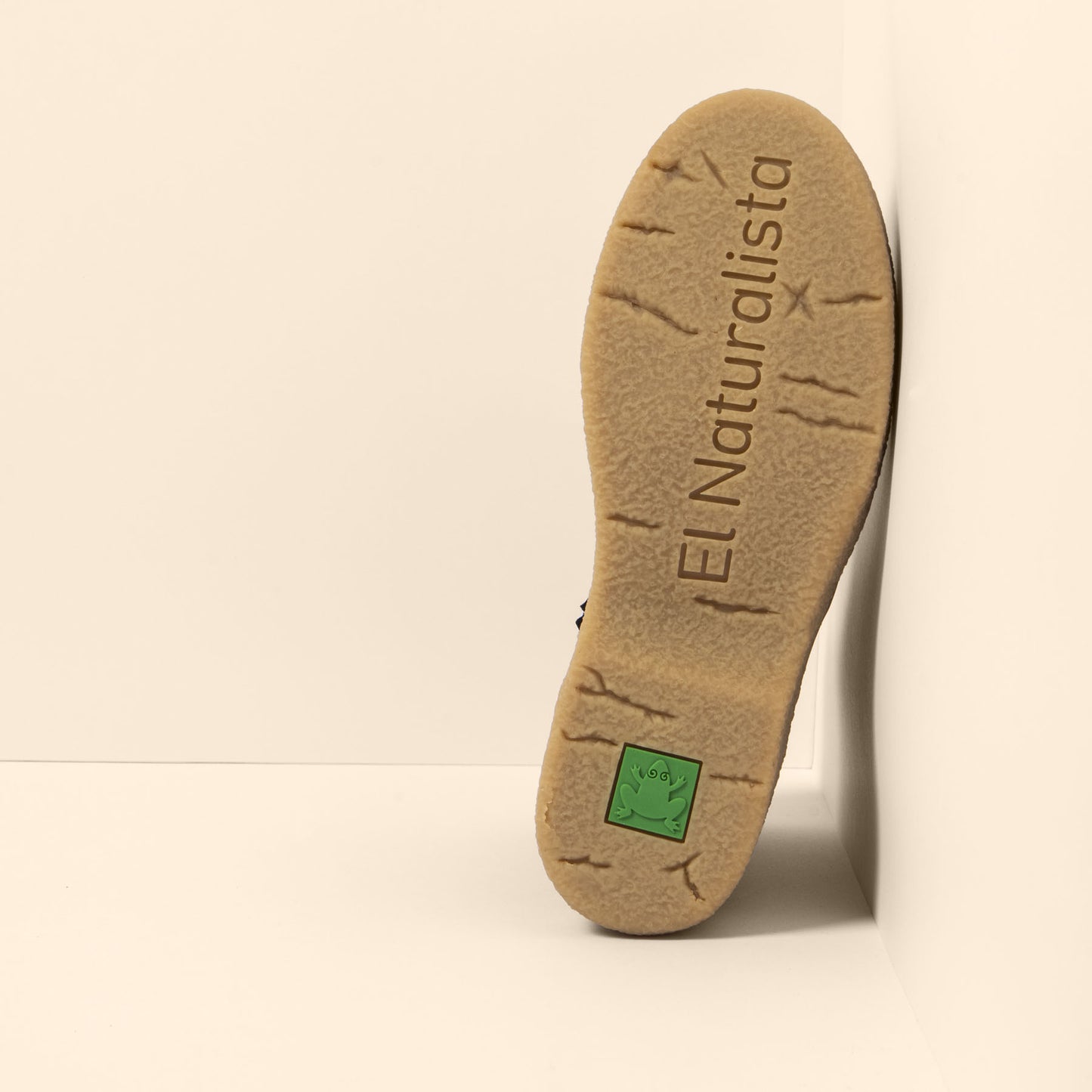 gid://shopify/Product/15700138688844_3