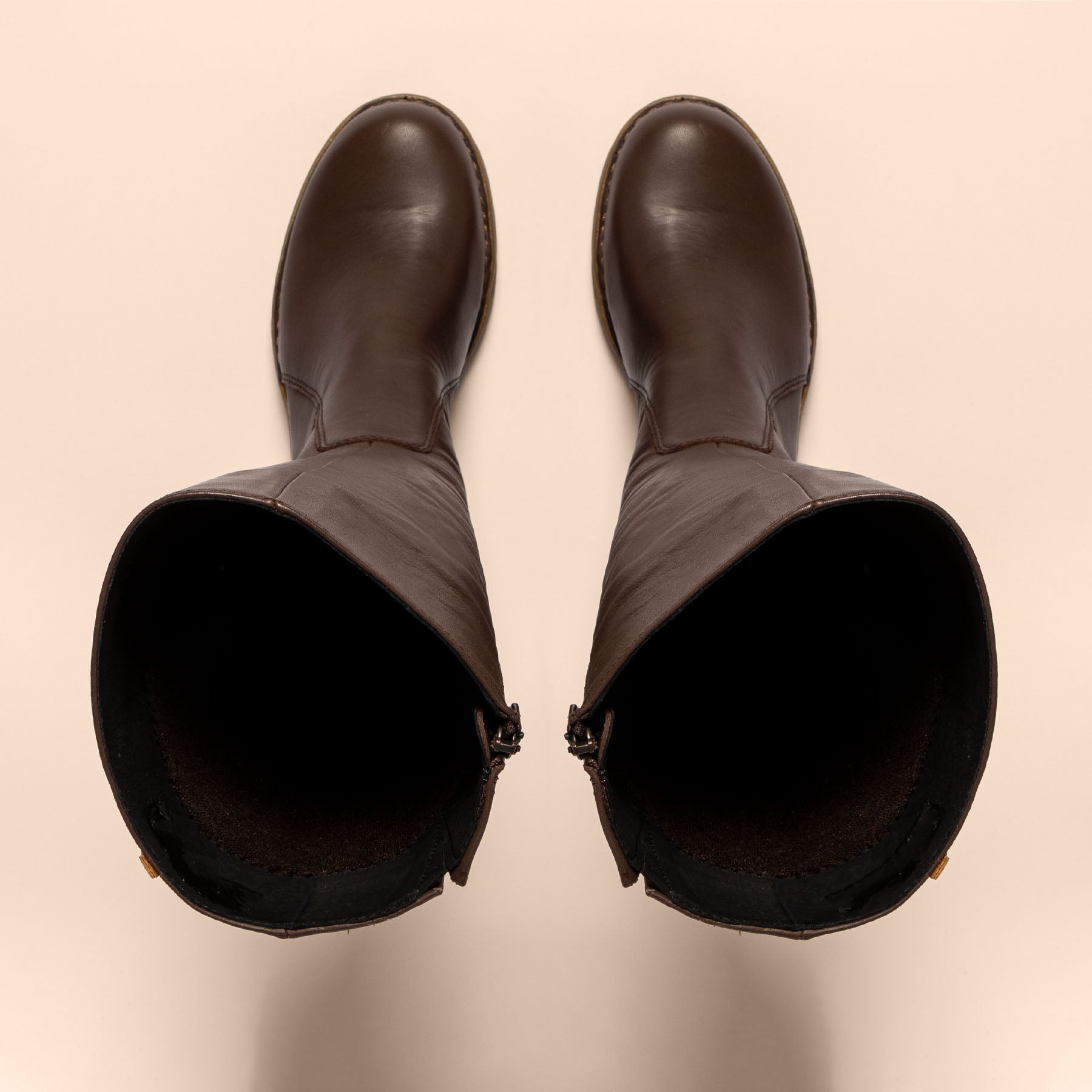 gid://shopify/Product/15700855292236_4