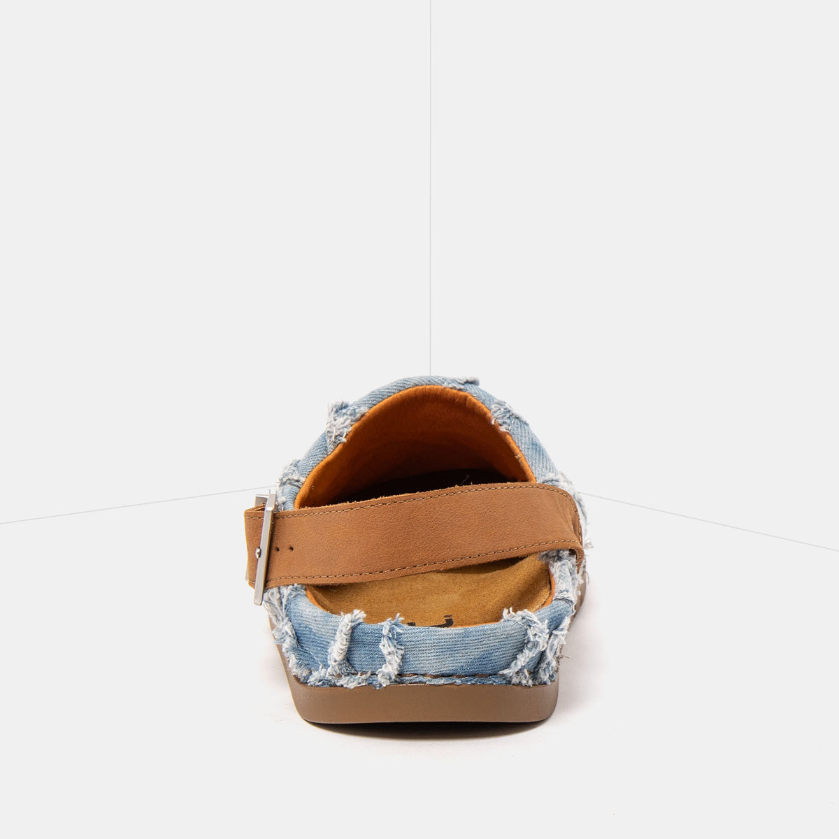 gid://shopify/Product/16173074612556_5