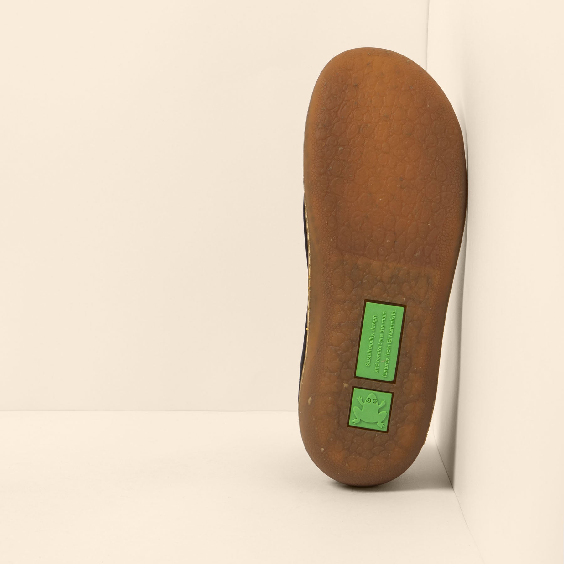 gid://shopify/Product/15700486521164_3
