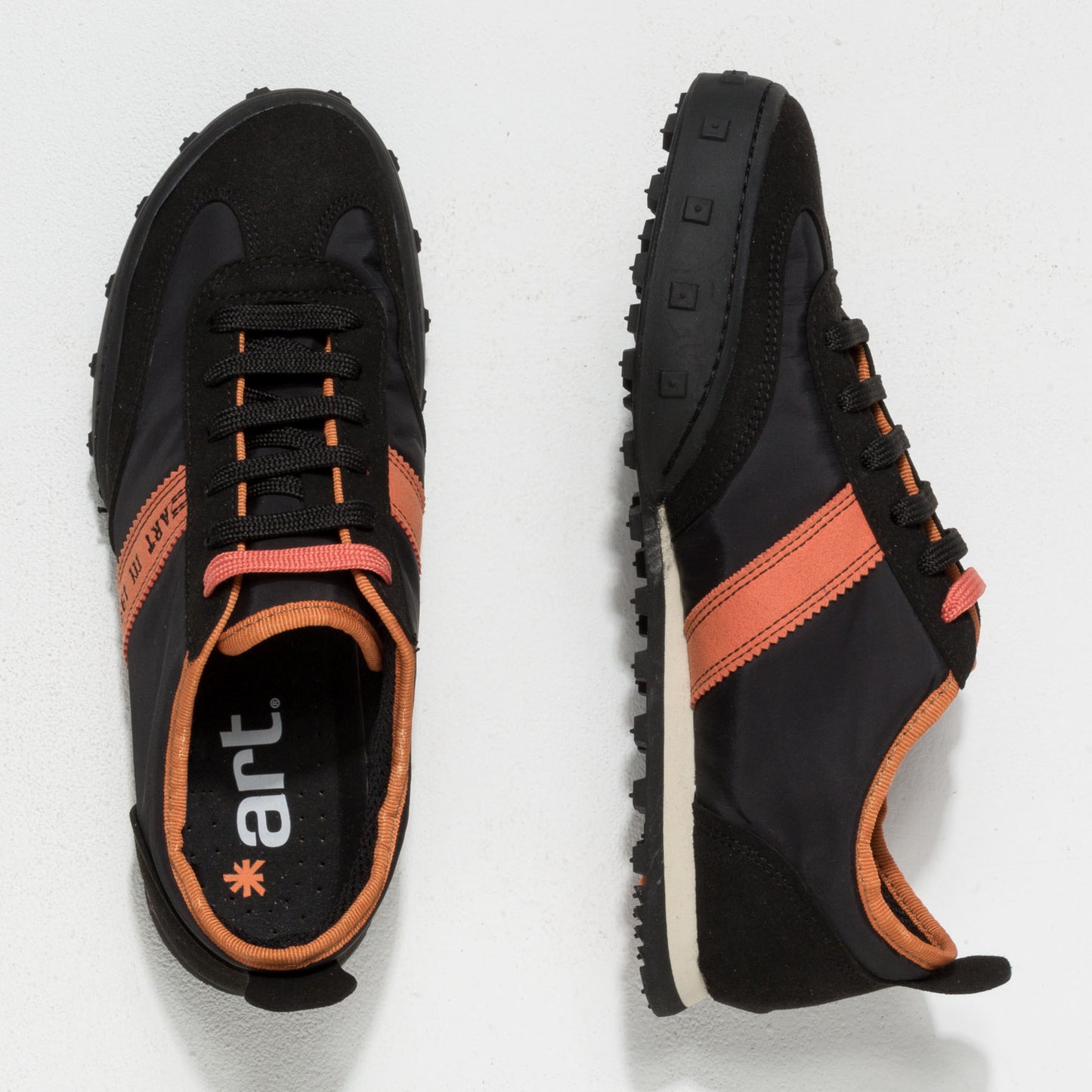 gid://shopify/Product/15785676964172_7