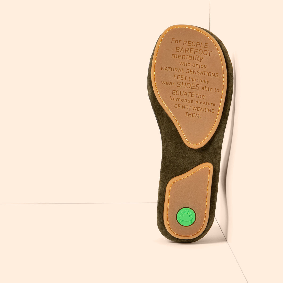 gid://shopify/Product/16124788670796_3