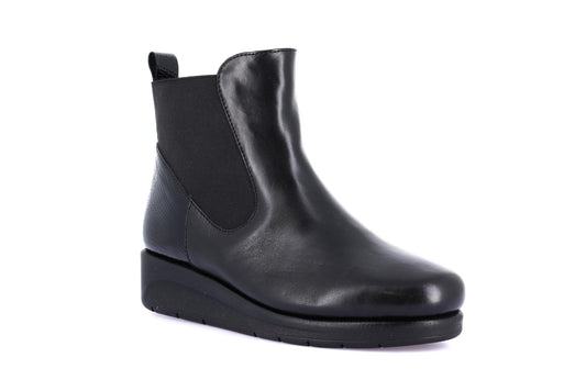 gid://shopify/Product/16106895769932_58822165496140