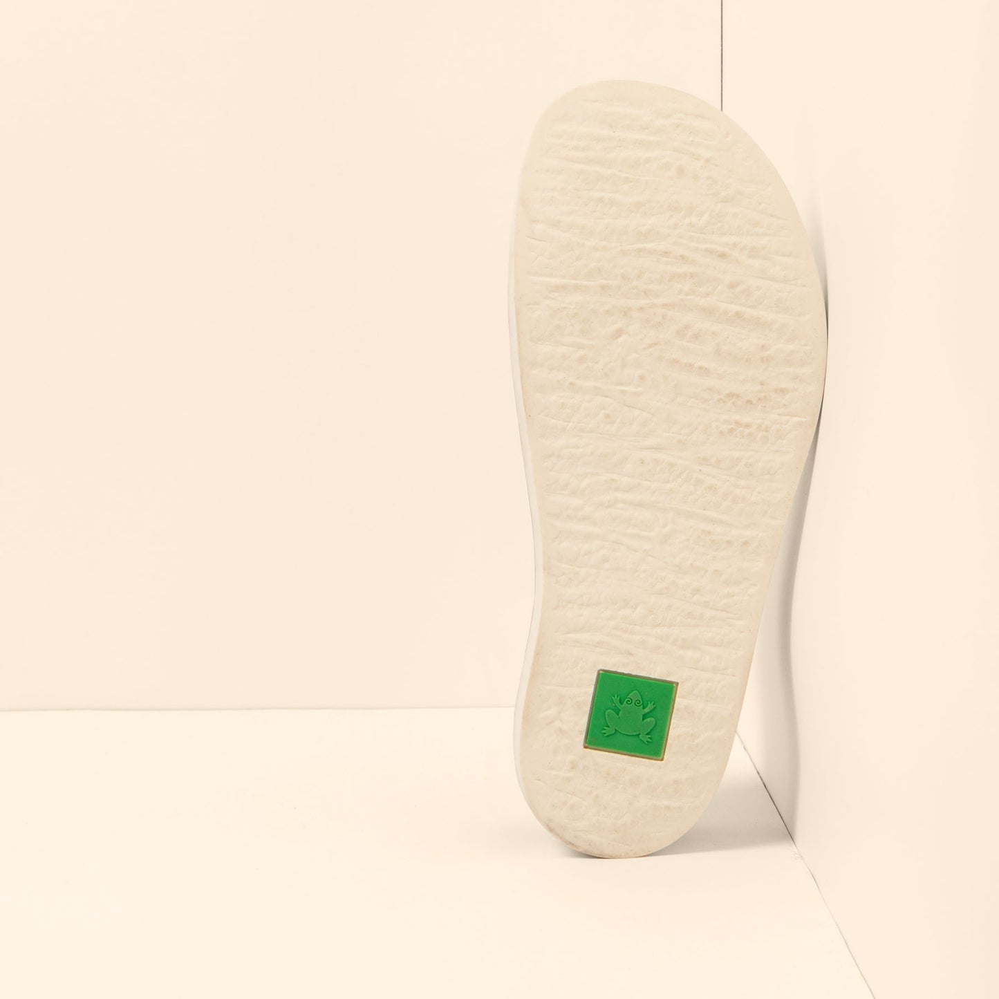 gid://shopify/Product/15791923102028_6