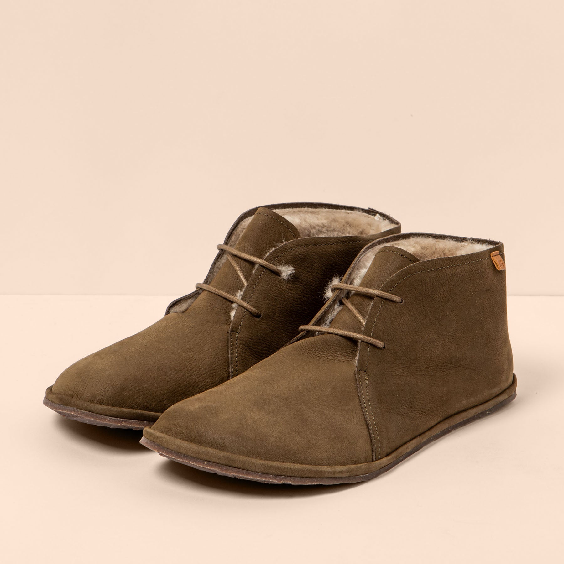gid://shopify/Product/15700856439116_2