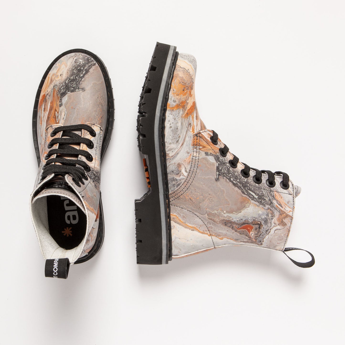 gid://shopify/Product/15785684762956_7