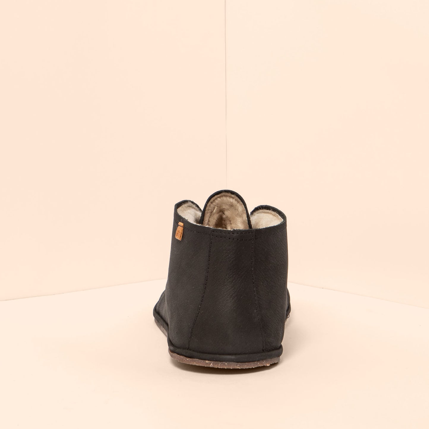 gid://shopify/Product/15700856209740_5